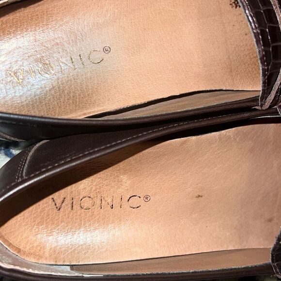 ✨Vionic Waverly Croc Brown Loafer✨ - Picture 14 of 14